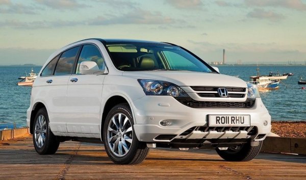 На годишна база: -18% спад
Доскоро изглеждаше невероятно, но сега е факт: CR-V вече не е най-популярният употребяван SUV на старо в България. При това спадът е двойно по-голям от средното за пазара. Възможните обяснения са две. Първо, предлагането в Европа намалява заради постоянно топящия се дял на Honda в последното десетилетие. И второ, сегашната ситуация с горивата не е в полза на този модел, който не се слави с икономичност. 
