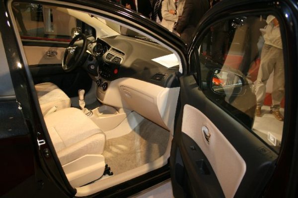 Автосалон София 2011