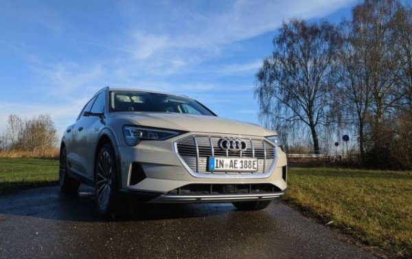 11. Audi e-tron - 114 (всички употребявани, пазарен дял 1.7%)
12. VW ID.4 - 108 (28 нови, 80 на старо; 1.6%)
12. Hyundai Inster - 108 (107 нови, 1 на старо; 1.6%)
14. Tesla Model S - 106 (само 1 нова кола; 1.6%)
15. Mercedes EQS и EQS SUV - 96 (от тях 86 на старо; 1.5%)
16. Kia e-Niro - 94 (7 нови и 87 употребявани; 1.4%)
17. Mercedes EQE и EQE SUV - 93 (само 2 нови; 1.4%)
18. Renault Kangoo - 85 (32 нови, 53 на старо; 1.3%)
19. Skoda Enyaq - 72 (43 нови; 1.1%)
20. Peugeot e208 - 71 (17 нови, 71 на старо; 1.1%)
