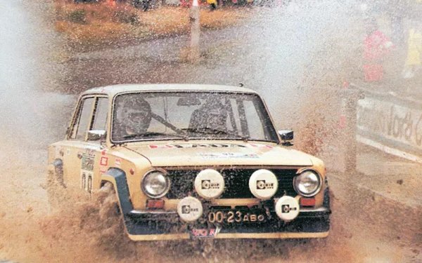 Още по-бързи "жигули" се правят в друга от бившите прибалтийски републики - Литва. Във Вилнюс е базирана т. нар. Вилнюска фабрика за транспортни средства (VFTS), в която поделението за спортни модели се ръководи от самия Стасис Брундза, най-именития рали състезател в Съветския съюз. Първият проект под негови насоки е преработването на ВАЗ-21011 в рали автомобил с 1.6-литров двигател и два карбуратора Weber. Машината развива 140 коня при 7000 оборота в минута, а олекотената й версия развива 180 км/ч. 
