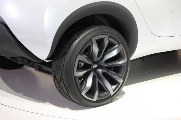 Женева 2009 / Nissan Qazana