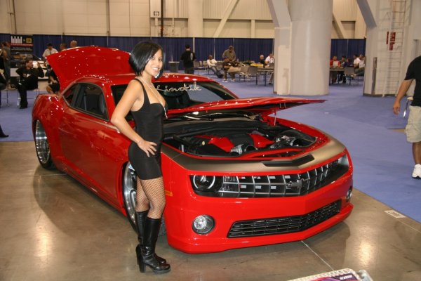 Tунинг Mомичета - SEMA 09