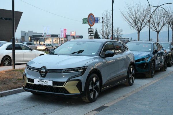 1. Renault Megane E-TECH Electric – 107.5 точки

2. BMW i7 – 93

3. Volkswagen ID.BUZZ – 92.5

4. Volkswagen ID.5 – 65.5

5. Volvo C40 – 61.5
