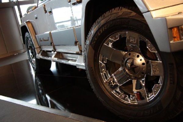 Dartz Iron Diamond - първият в света SUV създаден за жени от жени