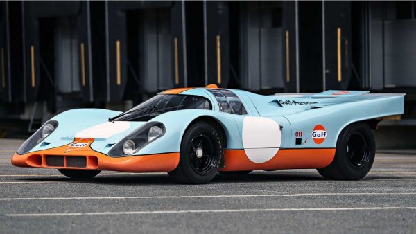 Царят на класацията е 917. По-специално 917 K "къса опашка" от 1970 г., който през 2017 г. бе продаден за невероятните 12,64 милиона евро. Тази бройка с номер на шасито 024 беше използвано във филма "Льо Ман" с участието на Стив Маккуин. Това е много ексклузивен автомобил, от който са произведени едва 59 бройки, задвижван от 5-литров 12-цилиндров боксерен двигател с мощност 630 к.с. Поради което не е изненада, че развива 360 км/ч.