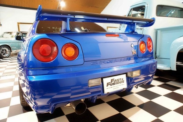Nissan Skyline GT-R R34 от "Бързи и яростни 4"