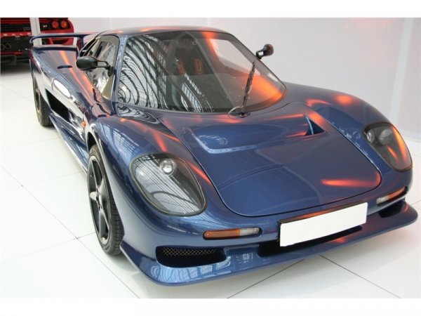 Захранва се с агрегат на BMW