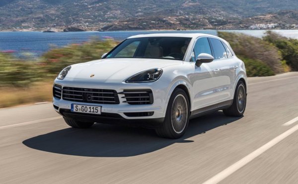 Среден пробег: 47,000 км
Произвежданият в Братислава Cayenne започна живота си като доста проблемен автомобил, но с годините става все по-надежден. Тук става дума за поколението 
9YA, което дебютира през 2017. Изненадващо, колата е в жълтата зона по цели три показателя - окачване, спирачки и разход на масло. Но проблемите, макар и концентрирани в тези области, са редки. Проблем е по-скоро много скъпата поддръжка. Няколко скорошни сервизни акции, за които да внимавате: течове на гориво (2020), ръжда по окачването (2021) и дефектни болтове в кормилната колона (2021). 