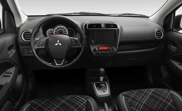 Цена на базовия модел в САЩ: 15 565 долара 
Колко струва в България: До тази година Space Star можеше да се вземе за малко под 20 000 лева у нас. От 1 януари струва вече 21 490. Но пак е по-евтин, отколкото отвъд океана. 
