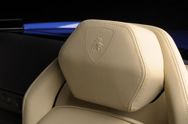 Лос Анджелис 2011 - Lamborghini Gallardo LP 550-2 Spyder