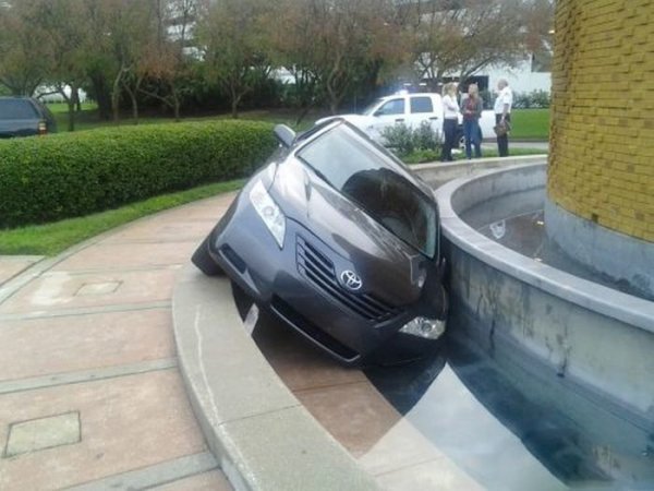 Необичайни пътни инциденти 