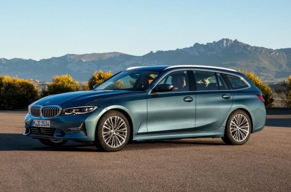 И ако от Genesis упорито сравняват седана си G70 с BMW 3-Series, то комбито би трябвало да се конкурира с 3-Series Touring. Тук обаче предимството е в големия избор, тъй като техният модел се предлага в 4 бензинови и 4 дизелови версии плюс зареждащите се хибриди 320e и 330e. Повечето агрегати са достъпни като със задно предаване, така и със задвижване на четирите колела. А всички дизели са умерени хибриди със стартер-генератор.

Това означава, че клиентът, в зависимост от нуждите му, може да се спре на много икономичното BMW 318d Touring или на свирепото M340i xDrive Touring, което вдига 100 км/ч от място за по-малко от 5 секунди. Има и версия на Alpina, която ще се конкурира с бъдещото комби M3. Тя разполага с 462 к.с. и 700 Нм, като ускорява от 0 до 100 км/ч за 3,9 секунди.