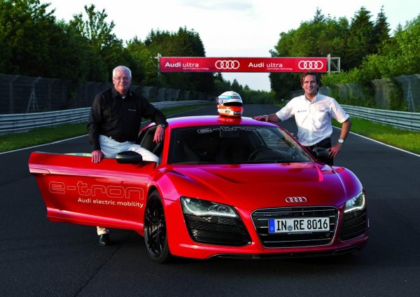 Audi R8 e-tron няма да се произвежда