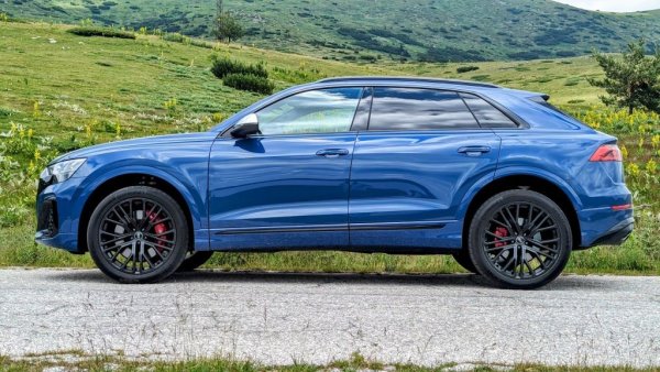 Спрямо 2023: -6% спад 

Отминалата година започна доста слабо за Audi и в един момент премиум брандът на VW имаше над 50% спад на годишна база. Но през второто полугодие марката бързо навакса и в крайна сметка приключва 2024 само с 6% спад. Най-продавани, както може да се очаква, са големите SUV модели. 

Най-продавани модели:
Q5 - 172
Q7 - 165
Q8 - 165 (не включва Q8 e-tron)
Q3 - 118
A3 - 90
А6 - 62
А4 - 57
