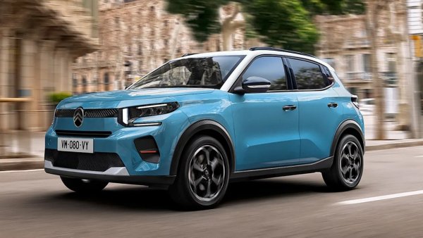 Спрямо 2023: 8% ръст

Очакваното ново поколение на бестселъра С3 намали интереса към последните серии от предишното (-32%), но за сметка на това три други модела отчитат трицифрен растеж спрямо 2023 - C4 X, C4 и Berlingo. 

Най-продавани модели:
C3 - 574
C4 - 246
Jumper - 243
Berlingo - 242
C4 X - 174
C5 Aircross - 41
