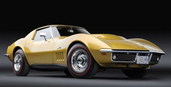 През 60-те години Corvette разполагаше с планини от мускули, но компанията предпочиташе да представя колите си по-скоро консервативно. Corvette L88 бе серийно произвеждана състезателна кола, която по книжка разполагаше с 435 конски сили - но в реалността имаше около 100 повече. 
Обяснението е в нежеланието на Зора Аркус-Дунтов, инженерния гений зад този автомобил, творението му да попада в ръцете на случайни хора. По негово настояване числата в брошурата са драстично намалени, така че колата да е нещо като добре пазена тайна, известна само на сериозните състезатели. Какви хубави времена са били онези, в които инженерите са имали повече тежест от счетоводителите...
