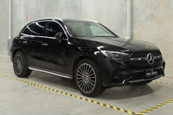 Hyundai Tucson - -1%
Audi Q5 - 0% 
Volkswagen T-Roc - +1%
Subaru Crosstreck - +2%
Toyota RAV4 Hybrid - +2%
Mercedes GLS - +3%
Toyota Corolla - +3%
Mazda 3 - +3%
Kia Sportage - +5%
MINI Cooper - +6%
Mercedes C-Class  -+7%
Ford Puma - +8%
Volvo XC40 - +9%
Toyota Yaris Cross - 12%
Toyota RAV4 (бензин) - +13%
Skoda Kamiq - +14%
Mazda CX-5 - +15%
BMW X3 (от 2022) - +20%
