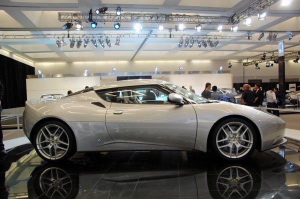 Автосалон Лос Анджелис 2008 / Lotus Evora  
