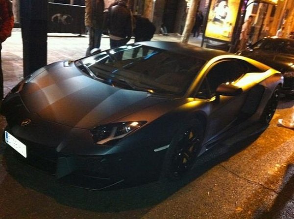 Роналдо си подари Lamborghini Aventador LP700-4 за 27-ия си рожден ден