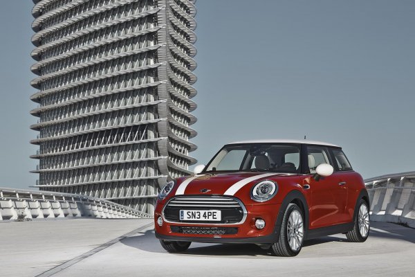 Новото MINI