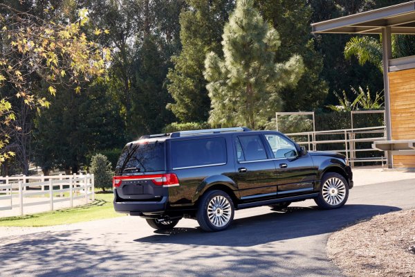Lincoln Navigator 
