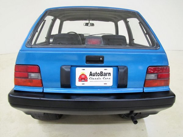 "Вълк в овча кожа" - Chevrolet Sprint от 1988 година с мощност 945 к.с. 