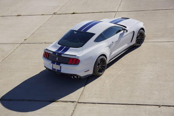 Ford Shelby GT350 Mustang 
