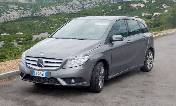 И тук, както при А-класата, смяната на поколенията и концепцията се забелязва веднага. При 9-годишните първата генерация на модела е 53-а; при 7-годишните второто му поколение е в Топ 3, със 7.8% повреди при среден пробег 78 000 км. 
