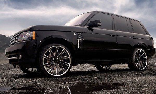 Препоръчителният тип гуми и размер на джантите са посочени от производителя. Някои шофьори обаче, в стремежа си да направят колата по-стилна, монтират джанти с по-голям диаметър и спортни гуми. Специалистите препоръчват това да не се прави.
