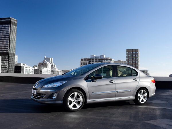 Peugeot 408
