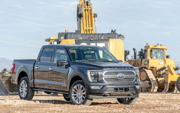 Дали отличителният външен вид ще помогне и за продажбите на китайския пазар? Няма как да се разбере, ако не се пробва.
