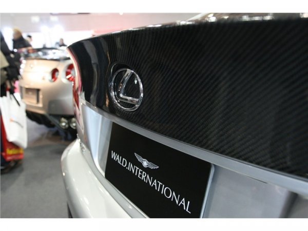 Lexus IS F Black Bison Edition от WALD  / Токио 2009