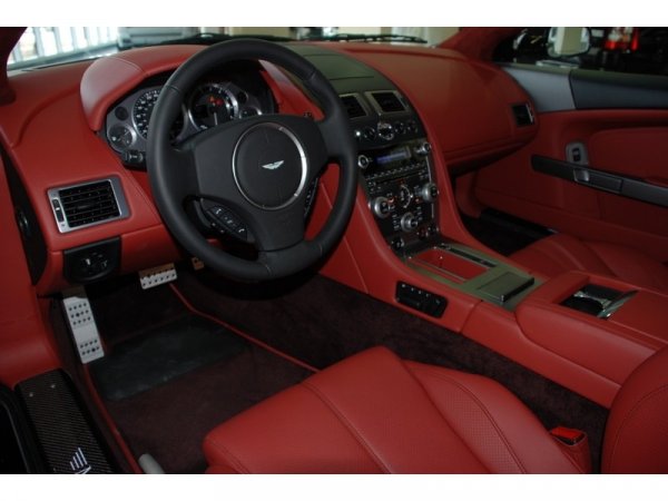 Aston Martin DB9 от Mansory