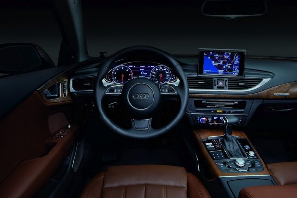 <p>Wards Auto подреди 10-те най-добри автомобилни интериора за 2012 година <br /><br />Audi A7</p>