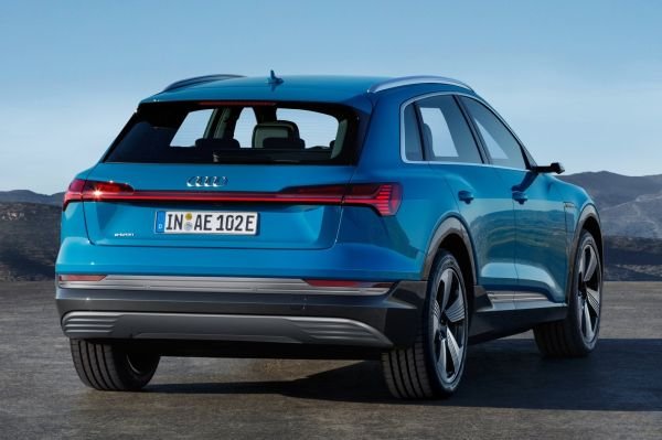 Audi e-tron 