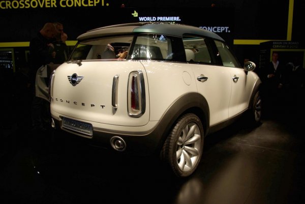 Автомобилен салон Париж 2008, представя MINI Crossman Concept