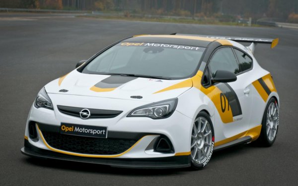 Opel Adam Cup и Opel Astra OPC Cup