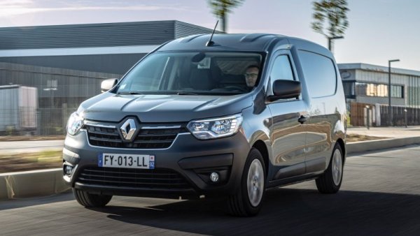 Спрямо 2023: -13% спад

Докато се казваше Dacia Dokker, това бе най-продаваният нов автомобил в България няколко години подред. След прехвърлянето под емблемата на Renault моделът бе усъвършенстван, но и поскъпна забележимо, което го извади от Топ 10. 
