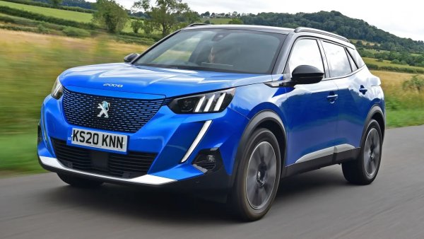 Тук става дума само за чисто електрическата версия на 2008, разбира се. Продажбите са скочили със 127% - разбираемо, защото моделът бе на пазара само през част от 2020 година. 
