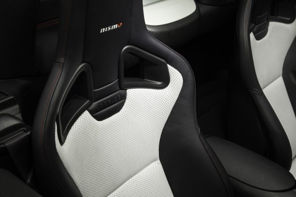 Nissan 370Z Nismo Roadster