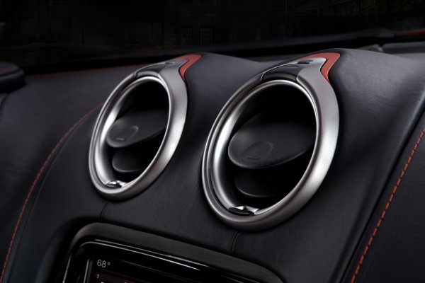 SRT Viper излиза на пазара в Европа