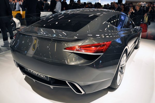 Lotus Eterne Concept / Париж 2010
