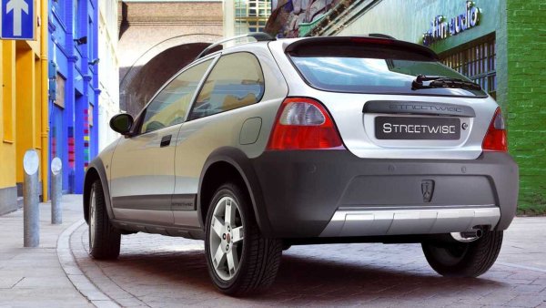 Ако си спомняте историята на Austin, нещо подобно се случи с Rover. Тази британска марка също попадна в ръцете на BMW Group, но и тя не се оказа отново на пазара. Сред нейните най-забележителни модели е Rover 3500, който става „Автомобил на годината в Европа“ през 1977 г.