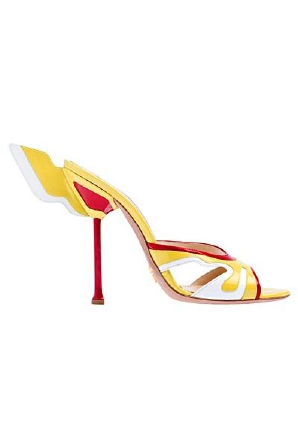 Колекцията пролет-лято 2012 на Prada е вдъхновена от автомобилите 