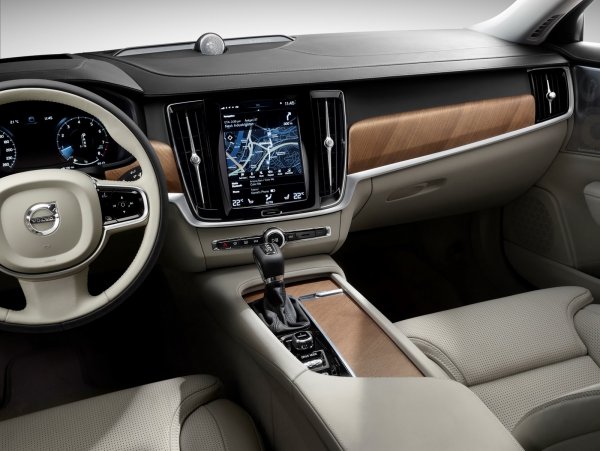 Volvo V90