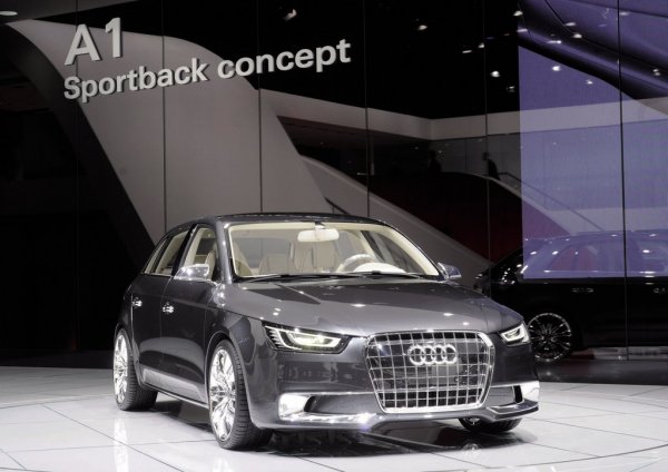 Audi A1 Sportback Concept, беше представен предпремиерно на автомобилния салон в Париж.