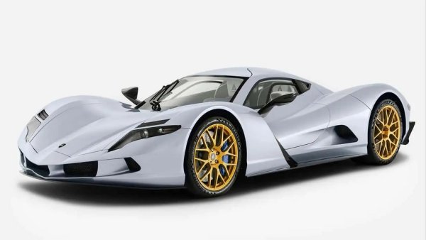 Макар да е на пазара от няколко години, все още много хора не са чували за Aspark Owl. Тази новосъздадена японска марка дебютира през 2020, но все още можете да си купите такава днес... ако имате 3,1 милиона долара за харчене. Изцяло електрическият хиперавтомобил има 1984 конски сили, и може да достигне 96 км/ч за нелепите 1,72 секунди.
