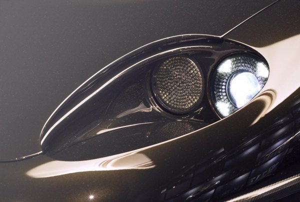 Jaguar XJ220 от Overdrive 