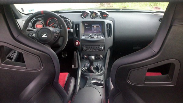Nissan 370Z Nismo