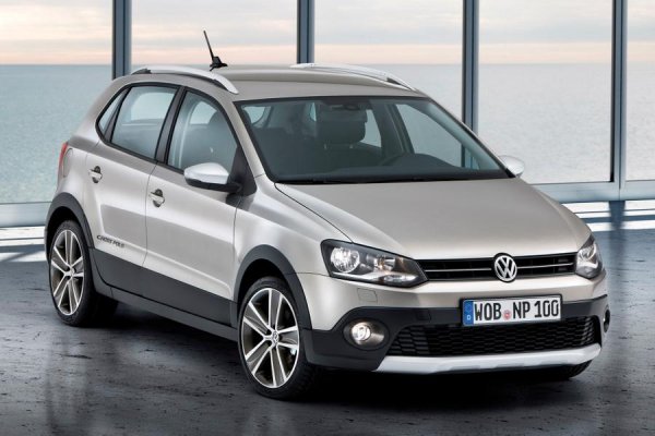 В наши дни почти всеки нов модел е SUV, а колите, които са далеч от сегмента също упорито искат да изглеждат като офроуд бойци. KIA Rio X-Line, Dacia Sandero Stepway, Ford Fiesta Active - никой не би си ги купил заради възможности извън пътя, каквито нямат. Но пазарът показва, че клиентите се радват да бъдат излъгани от това впечатление.